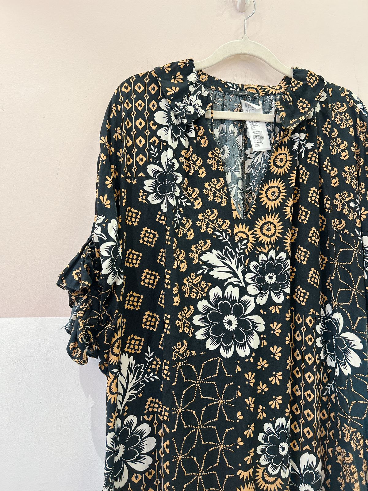 Vestido preto estampado Cantão P