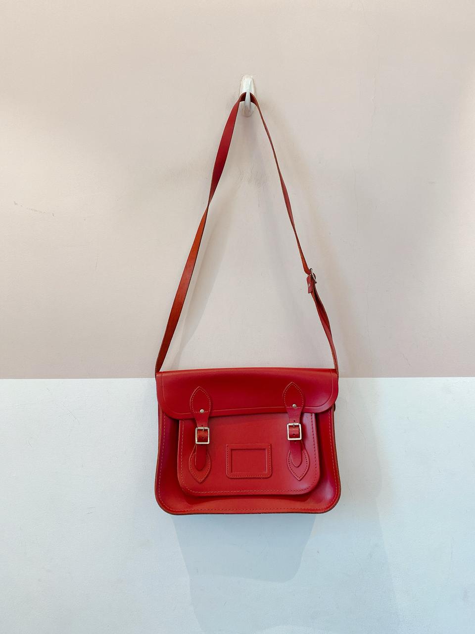 Bolsa carteiro vermelha bolsos The Cambridge